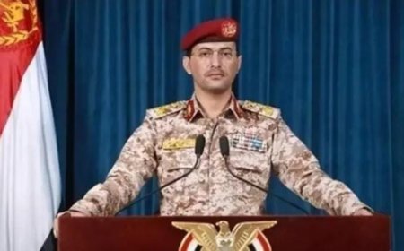 ഇസ്രായേലിനൊപ്പം ചേർന്ന് ഇറാനെ ആക്രമിച്ചാൽ അമേരിക്കൻ കപ്പലുകൾ ചെങ്കടലിൽ മുക്കും; മുന്നറിയിപ്പുമായി യെമനിലെ ഹൂതി വിമതർ