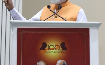 ഗുരു  ദേവ ഗാന്ധി സമാഗമശതാബ്ദി സമ്മേളനം പ്രധാനമന്ത്രി നരേന്ദ്രമോദി ഉദ്ഘാടനം ചെയ്തു.