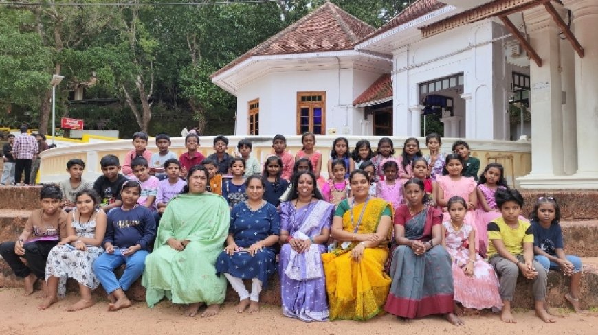 വിദ്യാർത്ഥികൾ ശിവഗിരിയിൽ എത്തി