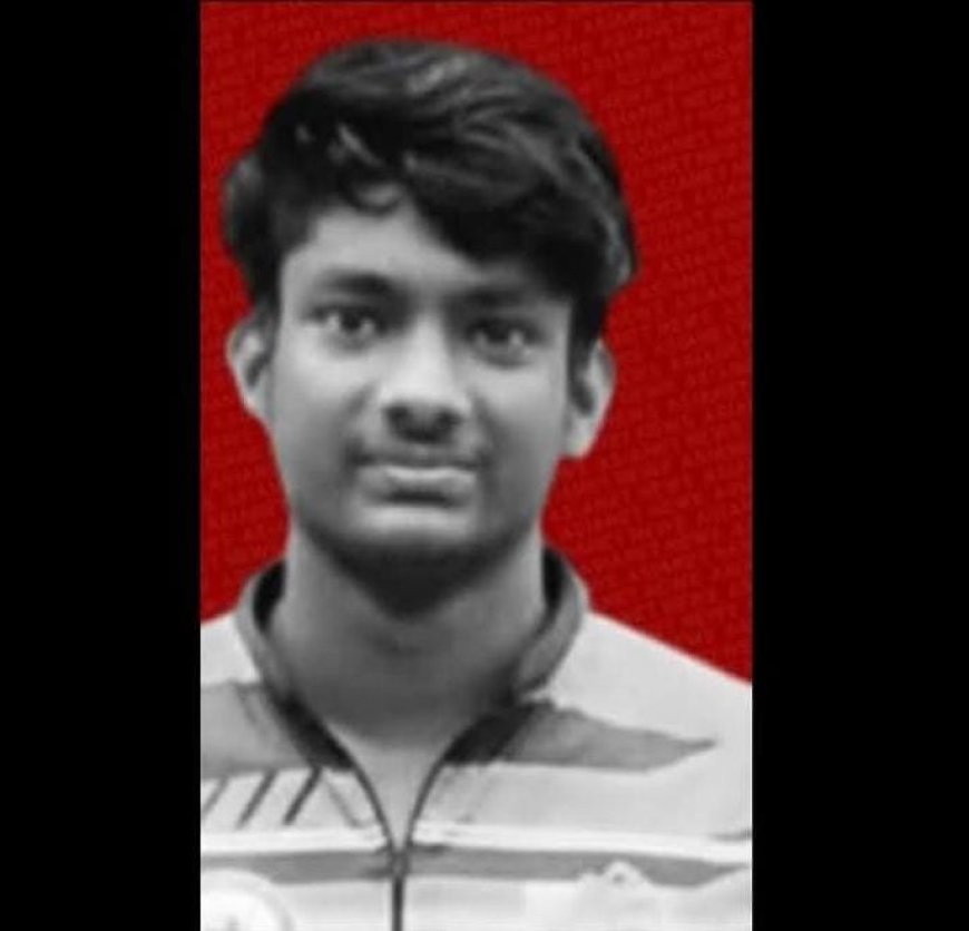 നെടുമങ്ങാട് പനയമുട്ടത്ത് പൊട്ടിവീണ വൈദ്യുതി കമ്പിയിൽ നിന്ന് ഷോക്കേറ്റ് 19 വയസുകാരൻ മരിച്ചു.