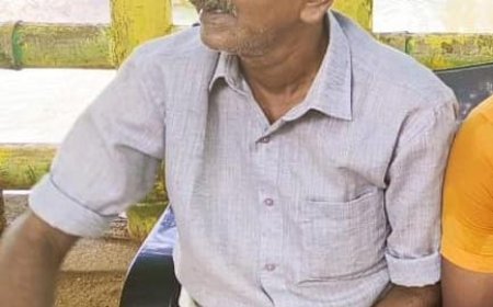 നെടുമങ്ങാട് മാണിക്കപുരത്ത് ചായക്കടയിൽ ഗ്യാസ് പൊട്ടിത്തെറിച്ച്  ചായക്കട നടത്തുന്ന നല്ലിക്കുഴി സ്വദേശി വിജയൻ മരിച്ചു.