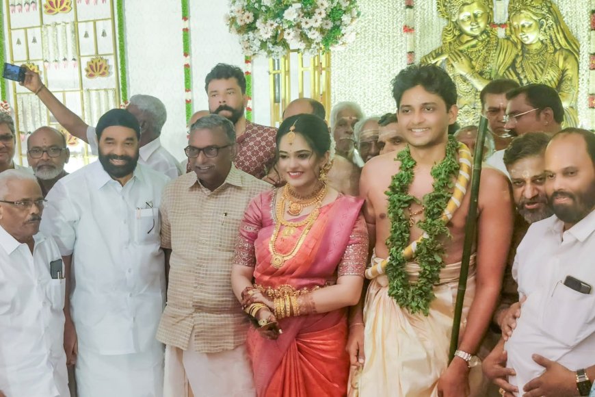 വിവാഹിതരായി