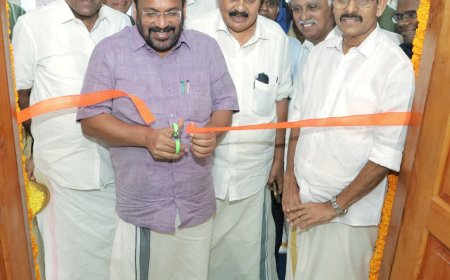 *കാസർഗോഡ് റവന്യൂ ഡിവിഷണൽ ഓഫീസിന്റെ പുതിയ കെട്ടിടം പുലിക്കുന്നിൽ റവന്യൂ വകുപ്പ് മന്ത്രി കെ രാജൻ ഉദ്ഘാടനം ചെയ്യുന്നു.