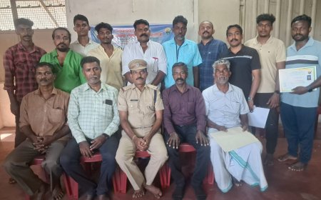 ഫോട്ടോ :പാരമ്പര്യ ചികിത്സ കളരിപ്പയറ്റ് അസോസിയേഷന്റെ സംസ്ഥാന കമ്മിറ്റിയുടെ  യോഗം അസോസിയേഷന്റെ നെയ്യാറ്റിൻകര യിലുള്ള ഓഫീസിൽ ചേർന്നപ്പോൾ.