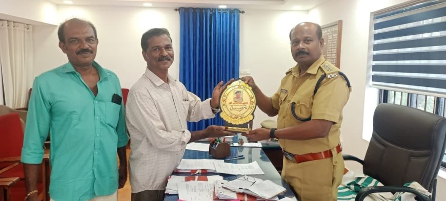 പാരമ്പര്യ ചികിത്സ കളരിപ്പയറ്റ് അസോസിയേഷന്റെ സ്നേഹാദരവ്