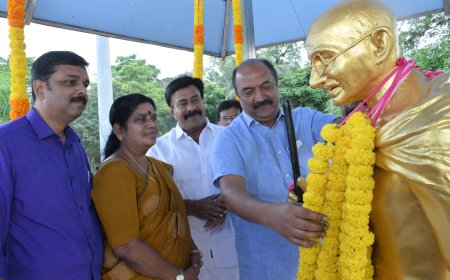 *മഹാത്മാഗാന്ധി എല്ലാ വിഭാഗം ജനങ്ങളുടെയും പങ്കാളിത്തം സ്വാതന്ത്ര്യസമരത്തിൽ ഉറപ്പാക്കിയ സത്യാന്വേഷി: മന്ത്രി ജെ.ചിഞ്ചു റാണി*