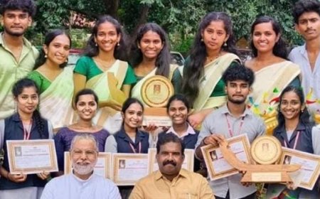 രാമപുരം മാർ ആഗസ്തീനോസ് കോളേജ് വിദ്യാർത്ഥികൾക്ക് വഞ്ചിപ്പാട്ട് മത്സരത്തിൽ ഒന്നാം സ്ഥാനം