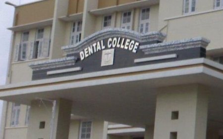 *ഹോസ്റ്റലില്ലാത്ത ദുരിതം; തിരുവനന്തപുരം ദന്തൽ കോളേജിൽ വിദ്യാർത്ഥികൾ സമരത്തിലേക്ക്*