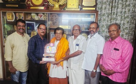 പ്രസിദ്ധ നാഗസ്വര വിദ്വാൻ കലൈമാമണി തിരുവിഴ ജയശങ്കറിനെ ആദരിച്ചു.