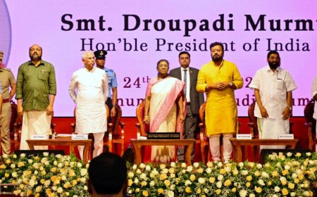 എറണാകുളം സെൻ്റ് തെരേസാസ് കോളേജിൻ്റെ ശദാബ്ദി ആഘോഷങ്ങളുടെ ഉദ്ഘാടനം രാഷ്ട്ര പതി നിർവ്വഹിച്ചു