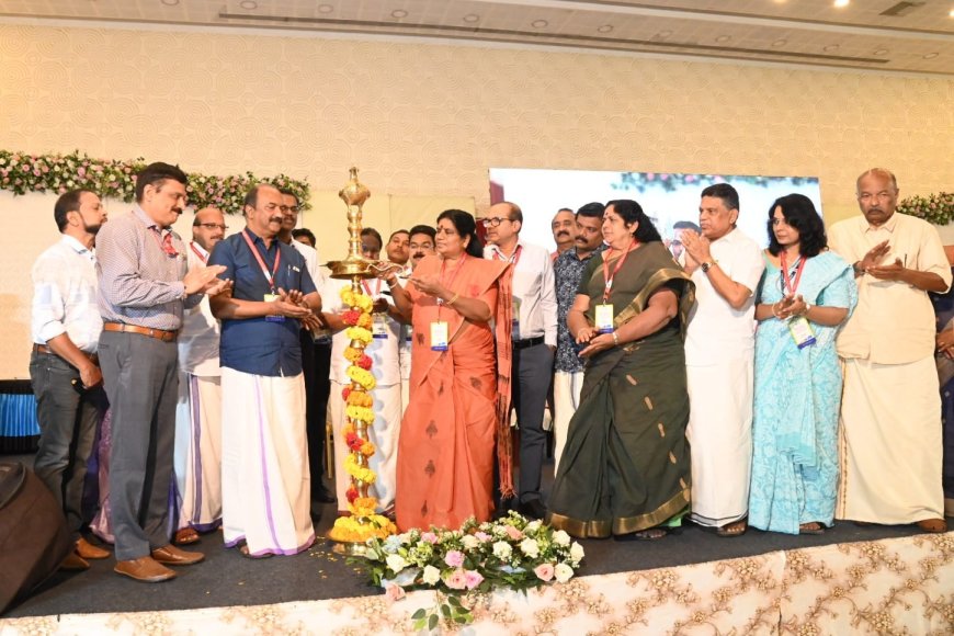 മൃഗസംരക്ഷണ ക്ഷീരവികസന സംസ്ഥാനതല സെമിനാർ കടയ്ക്കൽ ഗാഗോ കൺവെൻഷൻ സെന്ററിൽ മന്ത്രി കെ. എൻ ബാലഗോപാലിന്റെ അധ്യക്ഷതയിൽ മന്ത്രി ജെ ചിഞ്ചുറാണി നിർവഹിച്ചു 