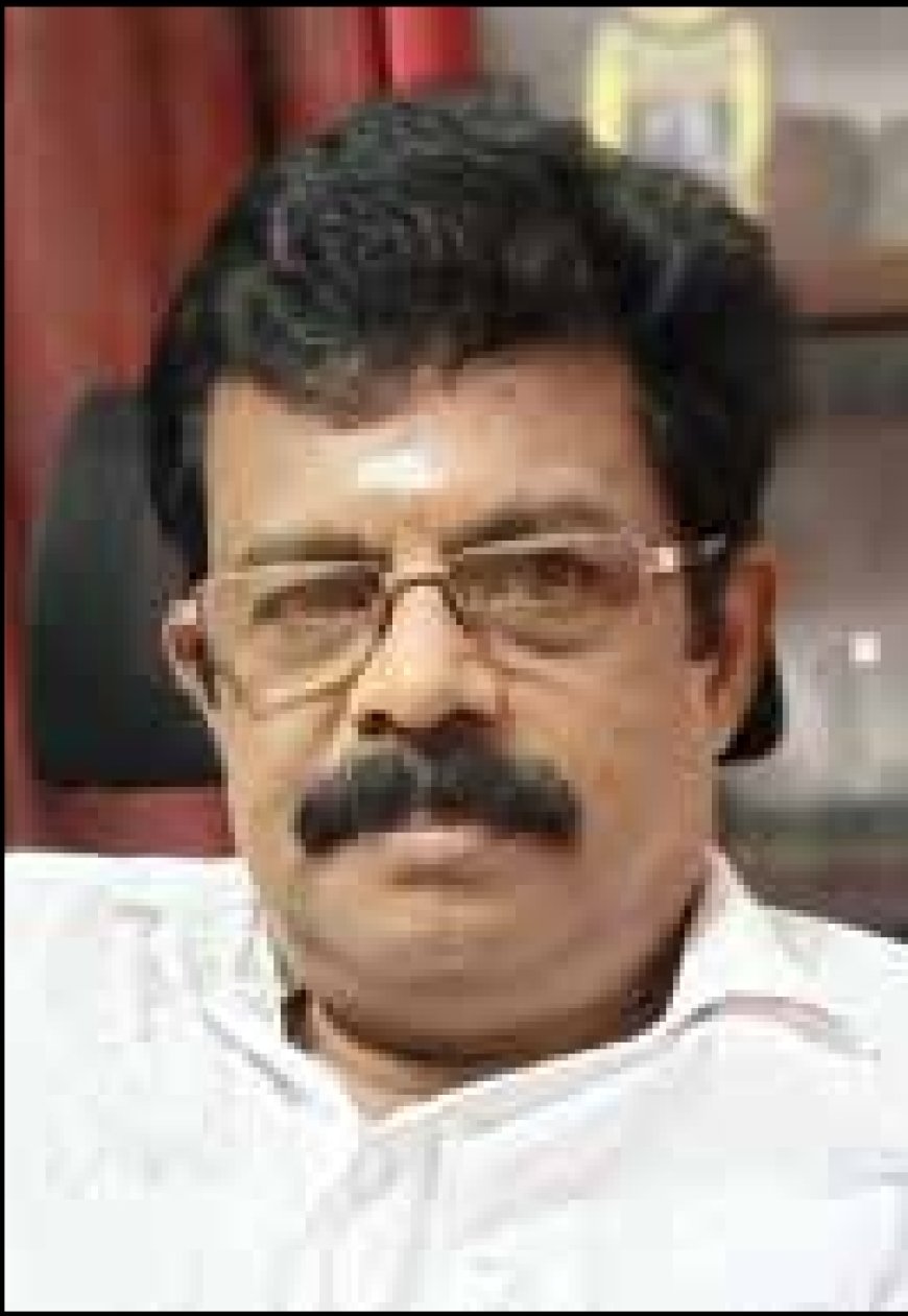 ജേർണലിസ്റ്റ് മീഡിയ ക്ലബ്ബിന്റെ നിറവ് 2025 ആദരവ് സത്യമേവ ന്യൂസ്‌ ചീഫ് എഡിറ്ററും  ഫെഡറേഷൻ ഓഫ് വർക്കിംഗ്‌ ജേർണലിസ്റ്റ് കേരള യുടെ സംസ്ഥാന പ്രസിഡന്റുമായ  എ പി ജിനൻ ഏറ്റുവാങ്ങി.