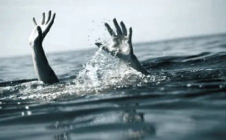 വാഹനം കഴുകാൻ പോയ ആളെ തോട്ടിൽ മരിച്ച നില യിൽ കണ്ടെത്തി.