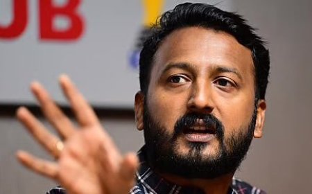 *രാഹുൽ മാങ്കൂട്ടത്തിൽ കോൺഗ്രസ് യോഗത്തിൽ; പുറത്താക്കും വരെ കോൺഗ്രസ് ഓഫീസിൽ കയറും*