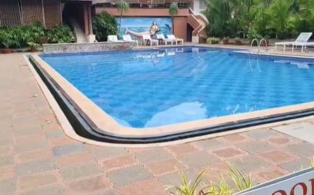 *വർക്കലയിലെ റിസോർട്ടിലെ നീന്തൽക്കുളത്തിൽ യുവാവ് മരിച്ച നിലയിൽ.. മൊഴി വിശ്വാസത്തിലെടുക്കാതെ പൊലീസ്.. അന്വേഷണം*…