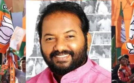 പെരിങ്ങമ്മല ലേബർ സഹകരണസംഘത്തിലെ ക്രമക്കേട്: ബിജെപി സംസ്ഥാന ജനറൽ സെക്രട്ടറി എസ് സുരേഷ് 43 ലക്ഷം തിരിച്ചടയ്ക്കണമെന്ന് സഹകരണ വകുപ്പ്.  ക്രമക്കേടിൽ പങ്കില്ലെന്നും താൻ ബാങ്കിൽ നിന്ന് വായ്പ എടുത്തിട്ടില്ലെന്നും എസ് സുരേഷ്