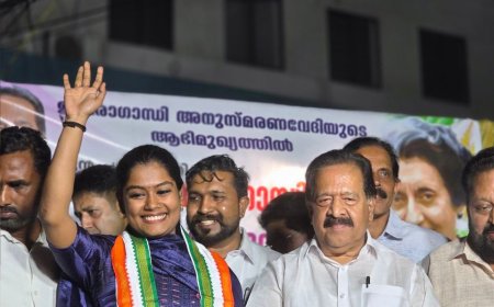 വൈഷ്ണയ്ക്ക്    കിട്ടിയത് ജനാധിപത്യത്തിൻ്റെ വിജയം! 