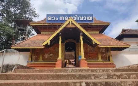തിരുനക്കര ക്ഷേത്ര ഉപദേശകസമിതി അംഗങ്ങളുടെ വോട്ടെടുപ്പ്. രണ്ടു പേരെ വോട്ടേഴ്സ് ലിസ്റ്റിൽ നിന്ന് അയോഗ്യരാക്കി.. അയോഗ്യരാക്കിയവരിൽ ബി.ജെ.പി നേതാവും.  പ്രതിഷേധം ശക്തമാകുന്നു