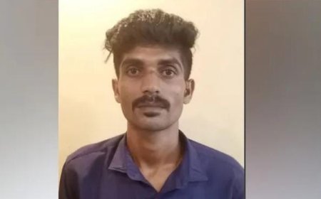 ഓട്ടോ ടാക്സി ഡ്രൈവറെ ഹെൽമറ്റ് കൊണ്ട് ആക്രമിച്ചു; ഹെൽമറ്റ് ഊരി തലയുടെ പുറകിൽ അടിക്കുകയും നെറ്റിയിലും മുഖത്തും അടിച്ച് പരിക്കേൽപ്പിക്കുകയും ചെയ്തു.