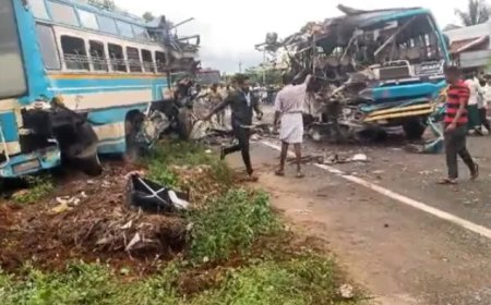 തെങ്കാശിയിൽ സ്വകാര്യ ബസുകൾ കൂട്ടിയിടിച്ച് വൻ അപകടം. 6 പേർ മരിച്ചു.  28 പേർക്ക് പരിക്ക്