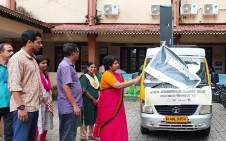 ഹരിത തെരഞ്ഞെടുപ്പ്: പാലക്കാട് ജില്ലാ ശുചിത്വ മിഷൻ തയ്യാറാക്കിയ വീഡിയോ പ്രദർശനം അടങ്ങിയ വാഹന പ്രചാരണത്തിന് തുടക്കമായി