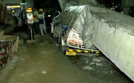 ദേശീയ പാത തുറവൂർ -അരൂർ പാതയിലെ ഗർഡർ വീണുണ്ടായ അപകടത്തിൽ കരാർ കമ്പനിക്ക് എതിരെ നടപടി.നിർമാണ കമ്പനിയായ അശോക ബിൽഡ്കോണിനെ കരിമ്പട്ടികയിൽപ്പെടുത്തി ദേശീയ പാത അതോറിറ്റി