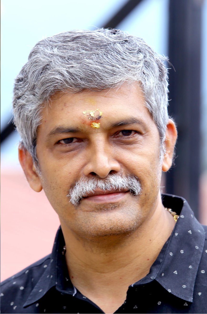 *പി.എൻ.ഗണേശ്വരൻ പോറ്റി തിരുവിതാംകൂർ ദേവസ്വം ബോർഡ് സെക്രട്ടറി*