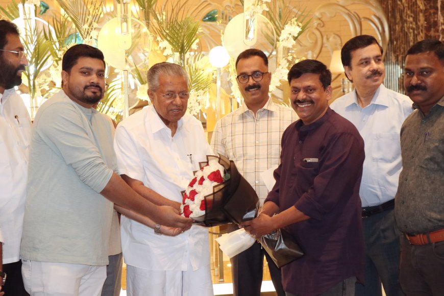 *മുഖ്യമന്ത്രി പിണറായി വിജയൻ കുവൈത്തിൽ എത്തി*
