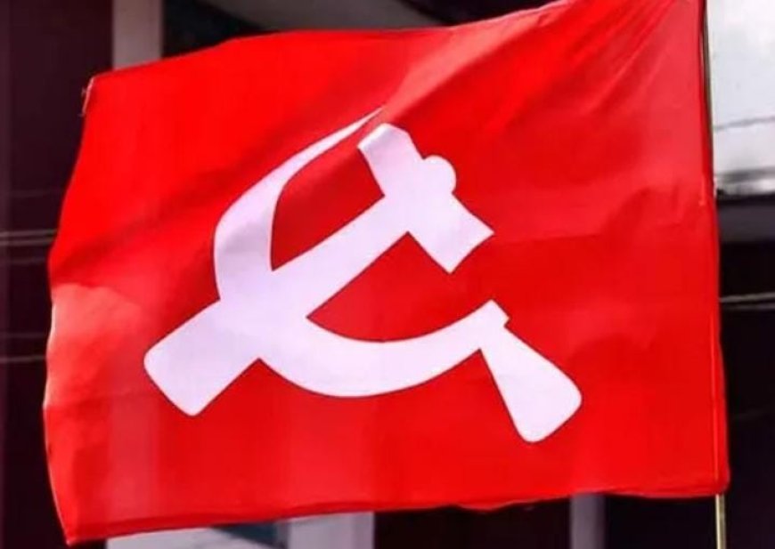 കോട്ടയം ജില്ലാ പഞ്ചായത്തിലേക്ക് എൽ.ഡി.എഫ് സീറ്റ് വിഭജനം പൂർത്തിയായി. അയർക്കുന്നം ഡിവിഷനിൽ പൊതുസ്വതന്ത്ര മത്സരിക്കും. യു.ഡി.എഫിൽ ലീഗ് സീറ്റിനെ ചൊല്ലി തർക്കം രൂക്ഷം. ഒരു സീറ്റ് വേണമെന്ന ആവശ്യത്തിൽ നിന്നു പിന്നോട്ടില്ലെന്ന് ലീഗ്