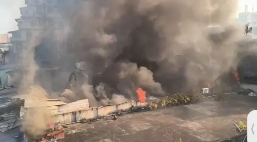 കൊൽക്കത്ത ലാൽബസാർ പ്രദേശത്തിന് സമീപം വൻ തീപിടുത്തം