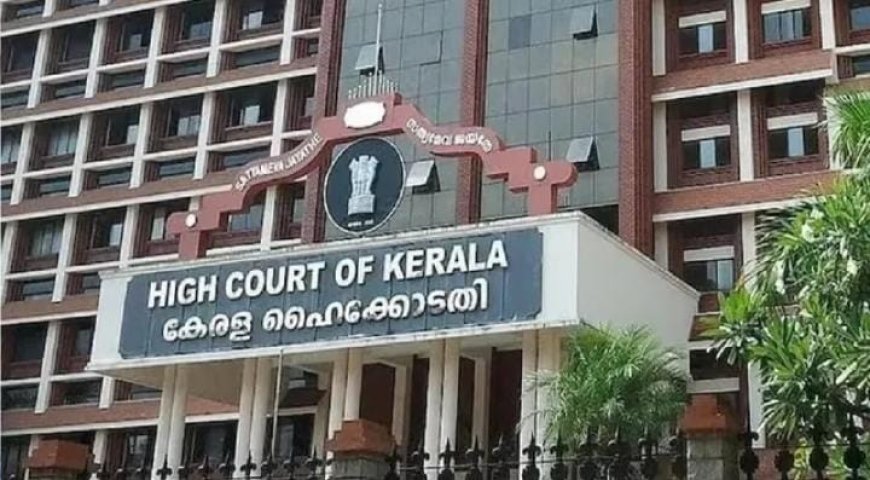 ശബരിമലയിൽ മേൽശാന്തിമാരുടെ നെയ്യ് വിൽപ്പന വേണ്ടെന്ന് ഹൈക്കോടതി, പായ്ക്ക് ചെയ്ത മുഴുവൻ നെയ്യും ദേവസ്വം ബോർഡിനെ ഏൽപ്പിക്കാനും നിർദേശം; മേൽശാന്തിമാർ മുറിയിൽ 100 രൂപയ്ക്ക് നെയ്യ് വിൽപ്പന നടത്തുന്നുവെന്ന് സ്പെഷ്യൽ കമ്മീഷണർ നൽകിയ വിവരത്തിന്റെ അടിസ്ഥാനത്തിലാണ് നടപടി