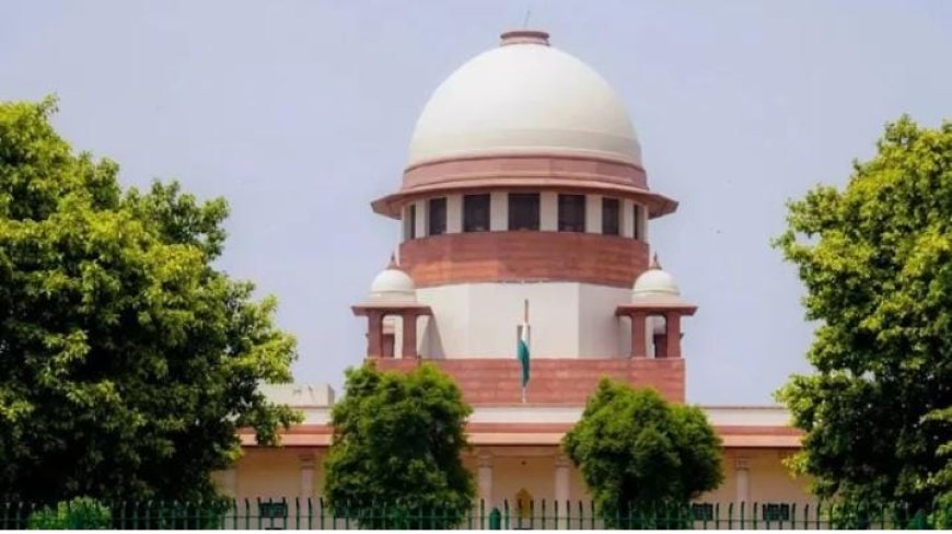 ആധാർ കാർഡുള്ള നുഴഞ്ഞുകയറ്റക്കാരെ വോട്ട് ചെയ്യാൻ അനുവദിക്കാമോ?: എസ്ഐആറിനെതിരായ ഹർജിയിൽ സുപ്രീം കോടതി