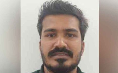 വനിതാ ബിഎൽഒയെ തടഞ്ഞു നിർത്തി എസ്ഐആർ വിവരങ്ങൾ ഫോണിലേക്ക് പകർത്തി; ബിജെപി പ്രവർത്തകൻ അറസ്റ്റിൽ*