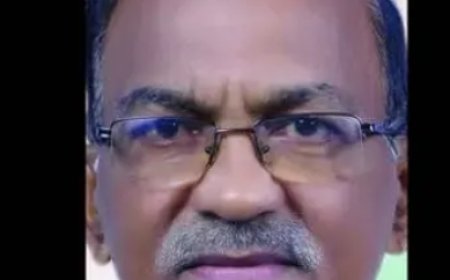 വോട്ടെടുപ്പ് ദിനത്തിൽ പുലർച്ചെ സ്ഥാനാർത്ഥി അന്തരിച്ചു. പാമ്പാക്കുട പഞ്ചായത്തിലെ പത്താം വാർഡിലെ തെരഞ്ഞെടുപ്പ് മാറ്റിവെച്ചു