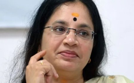 ദിലീപിനെ തിരിച്ചെടുക്കാനുള്ള നീക്കത്തിൽ പ്രതിഷേധം. ഫെഫ്കയിൽ നിന്ന് രാജിവെച്ച് ഭാഗ്യലക്ഷ്മി