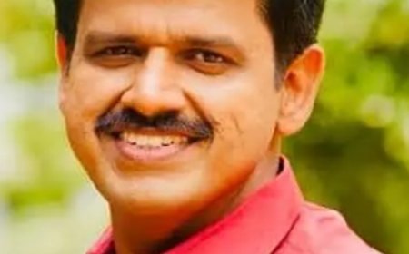 *അതിജീവിതയെ അധിക്ഷേപിച്ച കേസ്; സന്ദീപ് വാര്യരുടെ മുന്‍കൂര്‍ ജാമ്യാപേക്ഷ പരിഗണിക്കുന്നത് ഡിസംബര്‍ 15ലേക്ക് മാറ്റി*