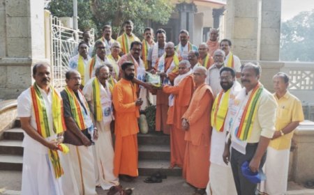 ശ്രീനാരായണ സംസ്കാരിക സമിതി ശിവഗിരിയില്‍ ഗുരുപൂജ ഉല്‍പ്പന്നങ്ങള്‍ സമര്‍പ്പിച്ചു.