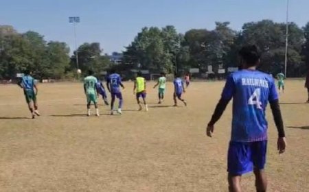 സന്തോഷ് ട്രോഫി പോരാട്ടത്തിനായി ഇന്ത്യൻ റെയിൽവേ ടീം യാത്ര തിരിച്ചു