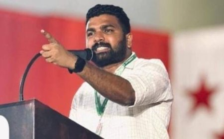 ഗവർണർ പിച്ച നൽകിയ കാലിക്കറ്റ്‌, കണ്ണൂർ സെനറ്റ്, സിൻഡികേറ്റ് സ്ഥാനങ്ങൾ രാജി വെച്ചിട്ട് സംസാരിക്കൂ’; സർവകലാശാലകളെ കാവിവൽക്കരിക്കാനുള്ള ശ്രമത്തെ എസ്എഫ്ഐ ശക്തമായി പ്രതിരോധിക്കുമെന്ന് സഞ്ജീവ് പി എസ്