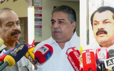 വാക്കുകൾ മുറിഞ്ഞ് സത്യൻ അന്തിക്കാട്; ബഹുമുഖ പ്രതിഭയായിരുന്നു ശ്രീനിവാസനെന്ന് സജി ചെറിയാൻ, സിനിമയിൽ വിട്ടുവീഴ്ച്ചക്ക് തയ്യാറാവാത്തയാളെന്ന് മുകേഷ്