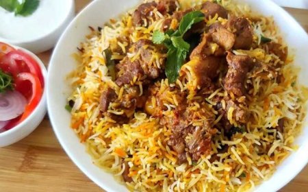 ഇക്കൊല്ലവും ഇന്ത്യക്കാർ ഏറ്റവും കൂടുതൽ ഓർഡർ ചെയ്ത ഭക്ഷണം അത് തന്നെ ! പക്ഷേ ഹെൽത്തിയായി കഴിക്കാൻ ഉദ്ദേശിക്കുന്നവർ ഇത് ശ്രദ്ധിക്കണം