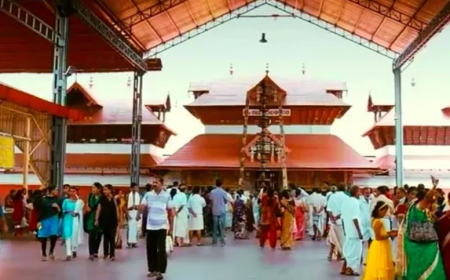 ഗുരുവായൂർ ക്ഷേത്രത്തിൽ കഴിഞ്ഞ ദിവസം വൻ ഭക്തജനത്തിരക്ക്. 140 വിവാഹങ്ങളാണ് ഞായറാഴ്ച നടന്നത്.    
