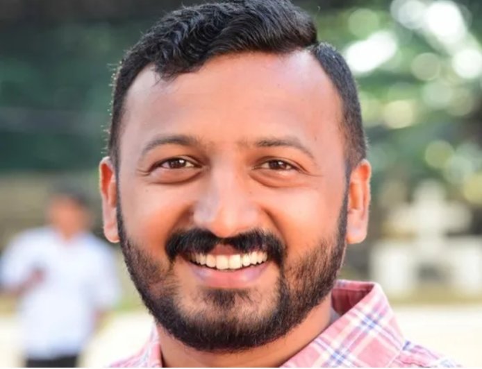 രാഹുൽ മാങ്കൂട്ടത്തിലിന് നിർണായകം. രണ്ടാം ബലാത്സംഗ കേസിൽ കോടതി വിധി ഇന്ന് .  പരാതി രാഷ്ട്രീയ പ്രേരിതമെന്ന് രാഹുലിന്റെ അഭിഭാഷകൻ