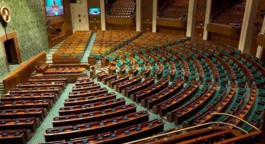 പാർലമെന്റ് ശീതകാല സമ്മേളനം: സർവകക്ഷി യോഗത്തിൽ എസ്ഐആറിനെക്കുറിച്ച് ചർച്ച വേണമെന്ന് ആവശ്യപ്പെട്ട് പ്രതിപക്ഷം ; സർക്കാർ സഹകരണം തേടുന്നു