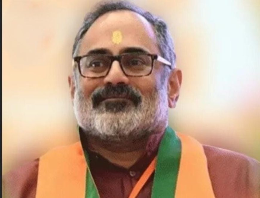 ഒരു മോശം വ്യക്തിയെ എംഎൽഎ ആയി കോൺഗ്രസ് പാലക്കാട്ടെ ജനങ്ങളുടെ തലയിൽ കെട്ടിവെച്ചു; രാജീവ് ചന്ദ്രശേഖർ