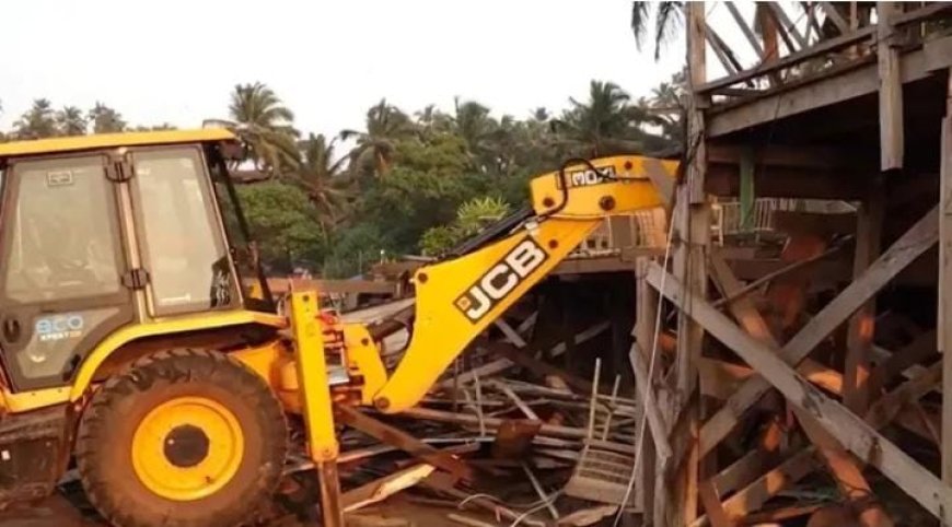 ഗോവയിലെ അർപോറയിൽ 25 പേരുടെ മരണത്തിനിടയാക്കിയ തീപിടുത്തത്തിന് കാരണമായ 'ബിർച്ച് ബൈ റോമിയോ ലെയ്ൻ' പൊളിച്ചുമാറ്റി