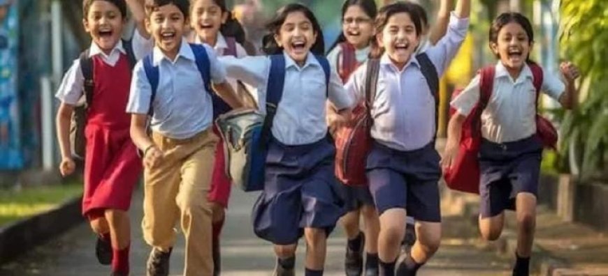 *അവധിക്കാലത്ത് ക്ലാസുകൾ നടത്തുന്നതിനെതിരെ കർശന നിലപാട് വ്യക്തമാക്കി വിദ്യാഭ്യാസ മന്ത്രി വി ശിവൻകുട്ടി.* 