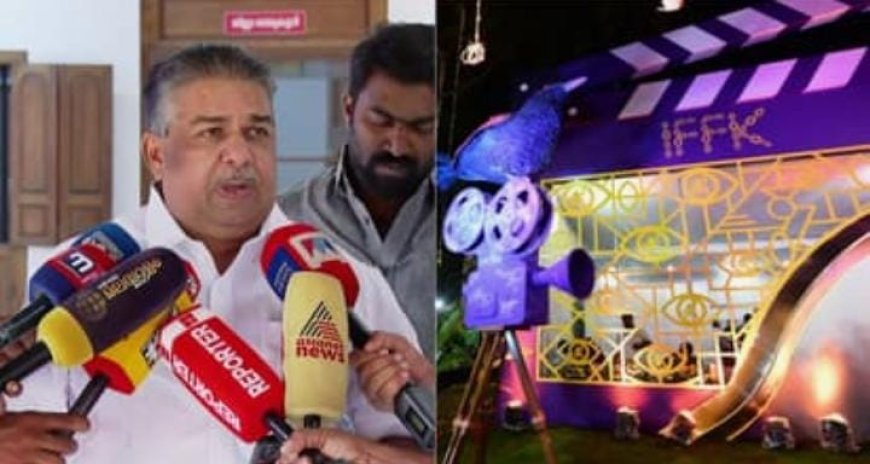 സിനിമ കാണാനുള്ള അവകാശത്തെ നിഷേധിക്കാനാവില്ല'; കേന്ദ്രം വിലക്കിയ മുഴുവൻ ചിത്രങ്ങളും ഐഎഫ്എഫ്കെയിൽ പ്രദർശിപ്പിക്കും, നിർദേശിച്ച് മന്ത്രി സജി ചെറിയാൻ