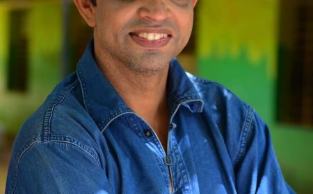 ഏഷ്യാനെറ്റ് ന്യൂസിലെ മുൻഷി പരമ്പരയിലൂടെ പ്രശസ്തനായ തിരുമല സ്വദേശി മുൻഷി ഹരി എന്നറിയപ്പെട്ട എൻ എസ് ഹരീന്ദ്രകുമാർ അന്തരിച്ചു.