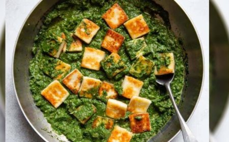 അമേരിക്കയിൽ പാലക് പനീർ ചൂടാക്കി; 2 ലക്ഷം ഡോളർ നഷ്ടപരിഹാരം നൽകാമെന്ന് സർവകലാശാല, പക്ഷെ യുഎസ് വിടണം